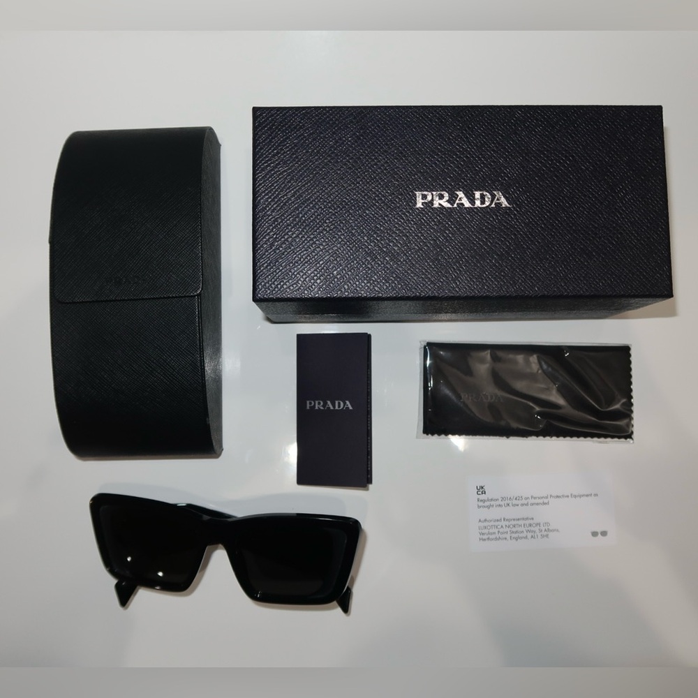 Prada Symbole sunglasses - Picture 8 of 13